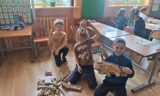 Zdjęcie do Warsztaty paleontologiczne klas młodszych