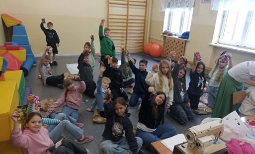 Zdjęcie do Warsztaty kroju i szycia klas trzecich